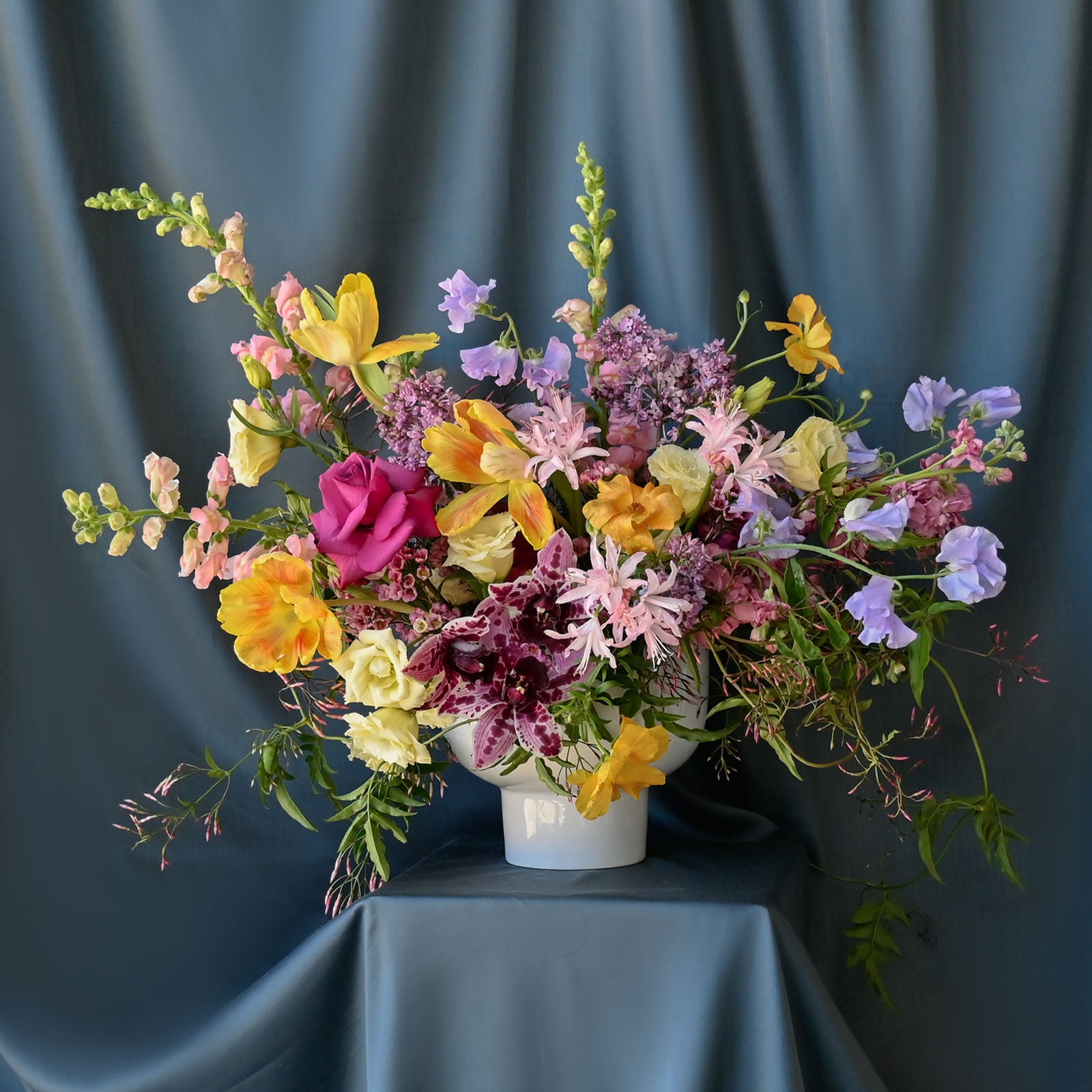 Showstopper Designer's Choice Vased Arrangement